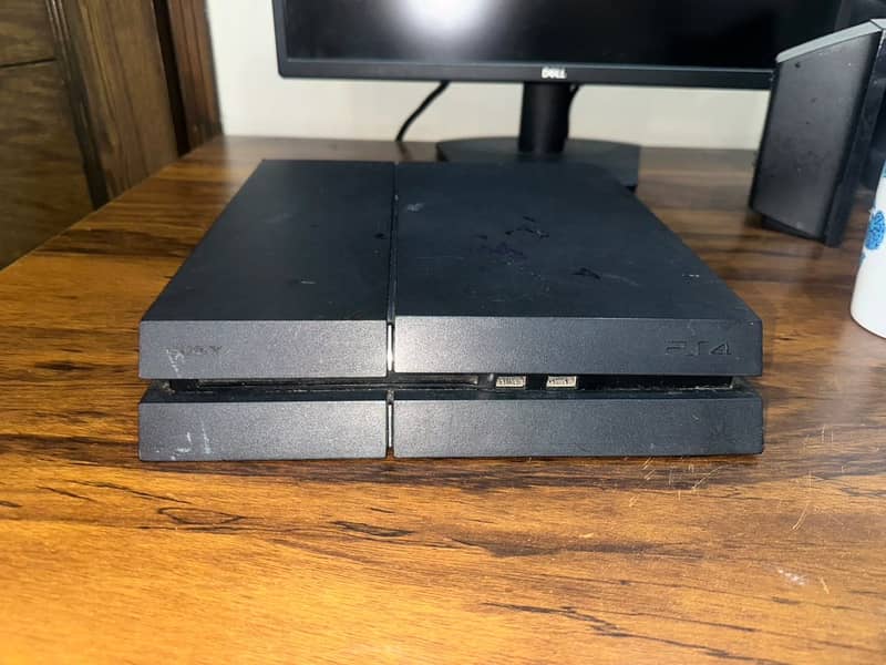 Ps 4 with one original controller 0