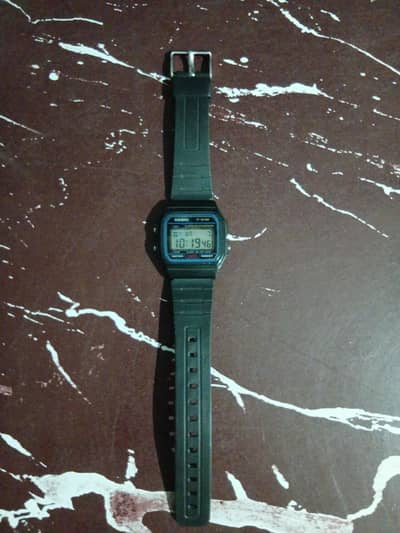 CASIO DIGITAL WATCH