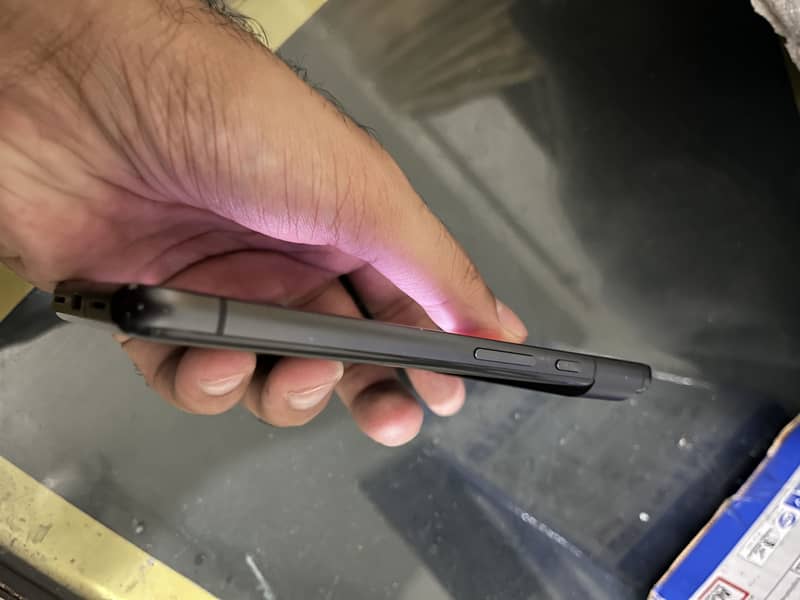Google Pixel 8 5