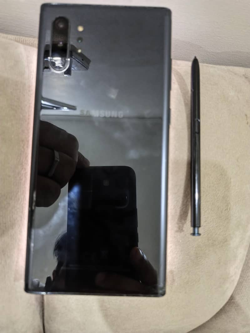 Samsung Mobile Note 10 Plus 7