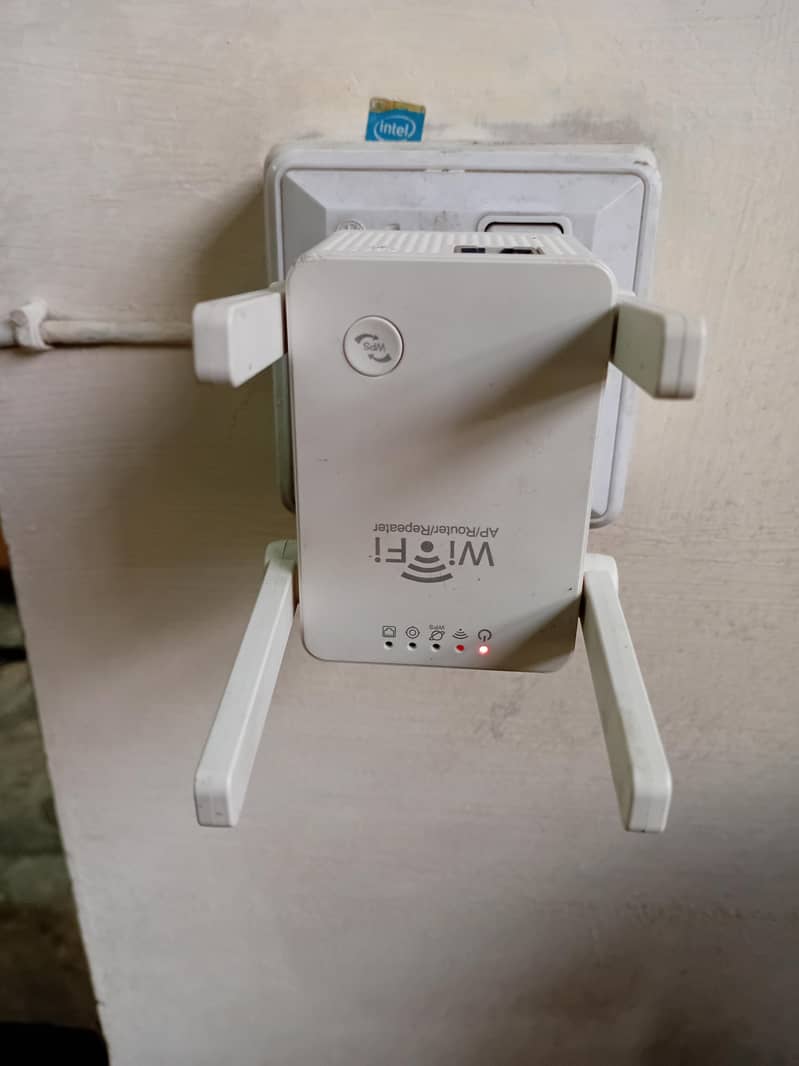 WiFi extender 0