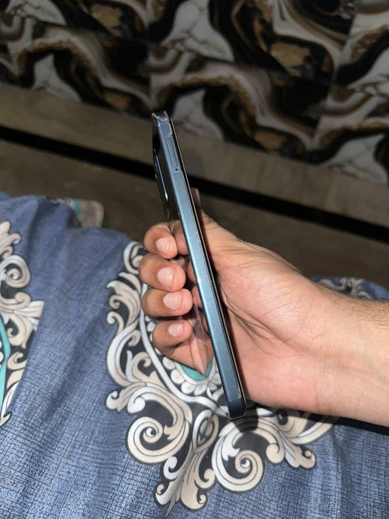 OPPO A6 2