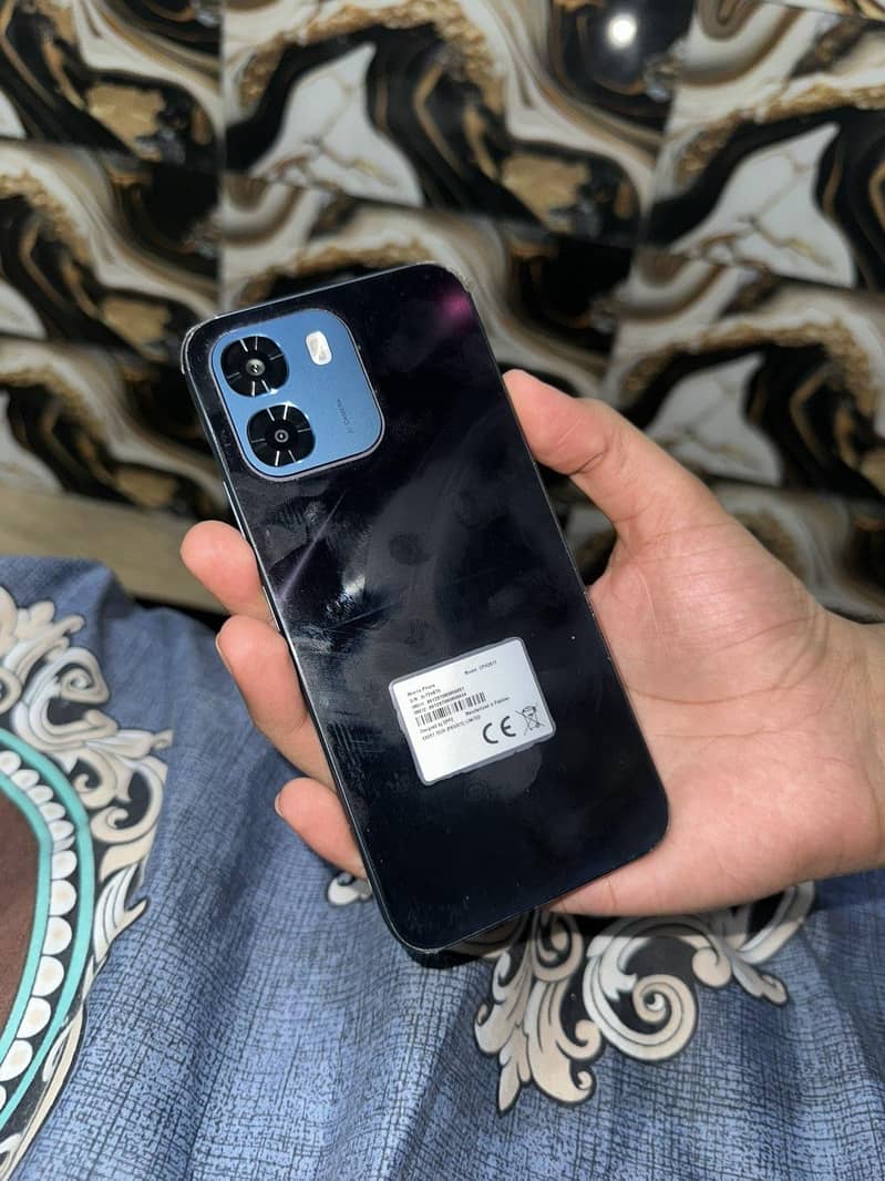 OPPO A6 4