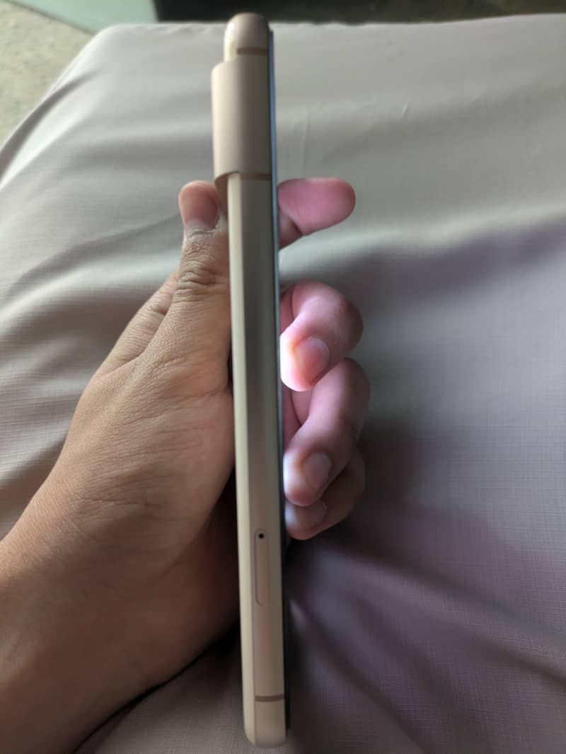 Google Pixel 8 1