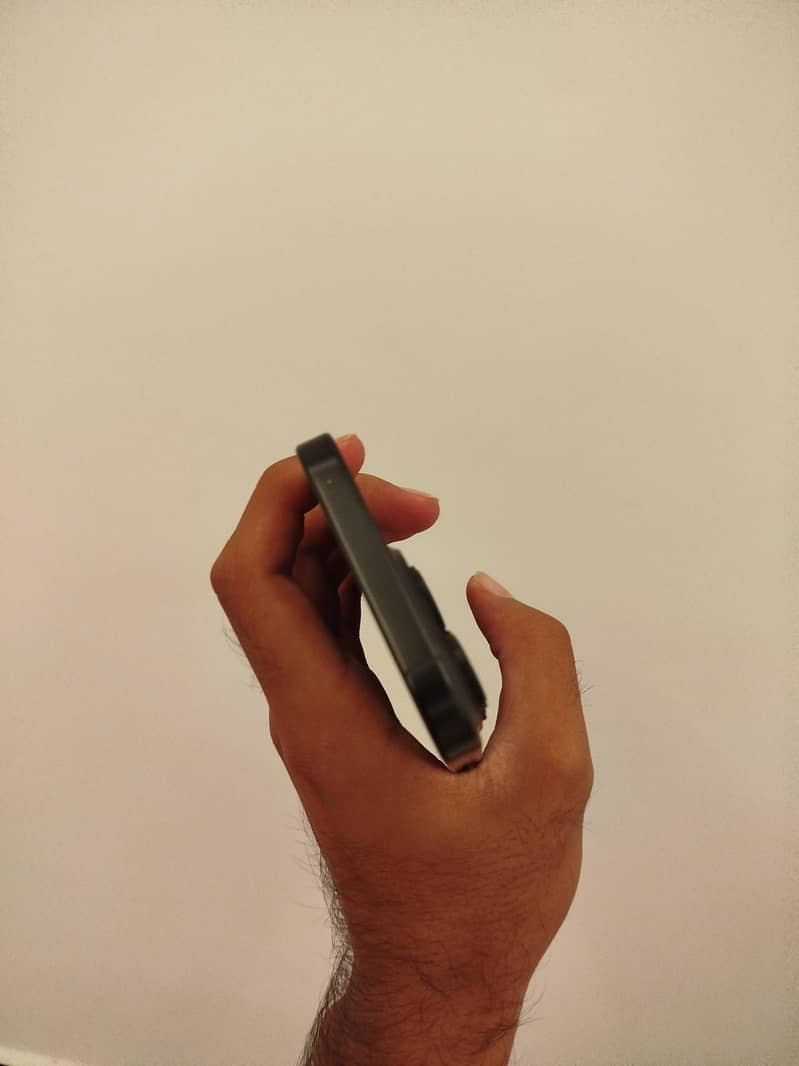 Iphone 16 Pro 5