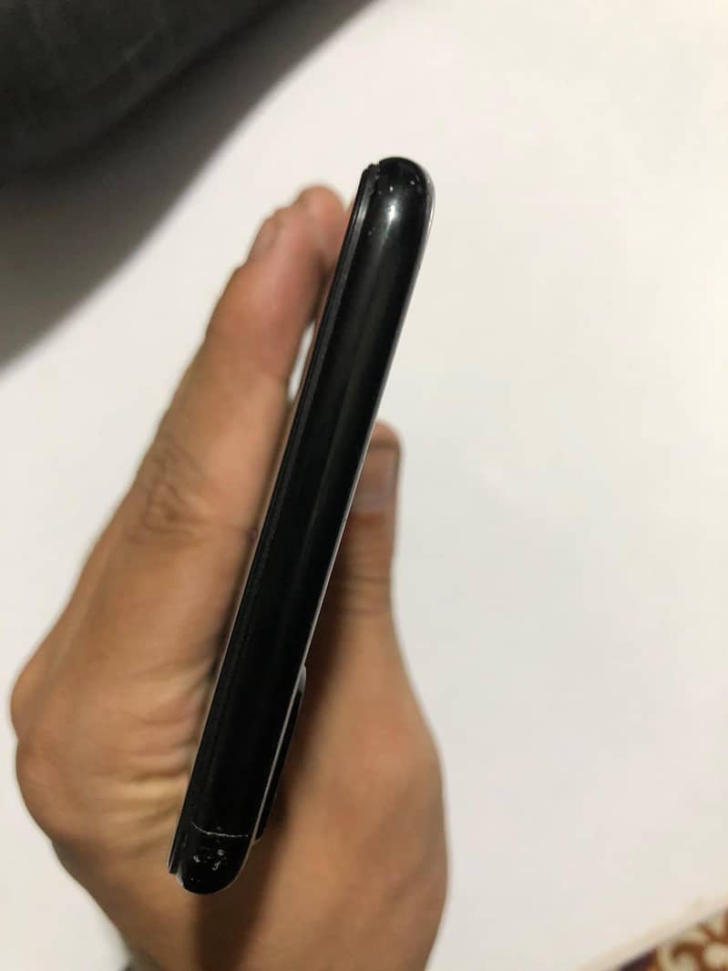 Apple iPhone 7 Plus 6