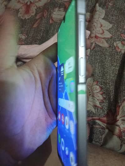 Samsung Mobile A17 8gb 256gb om just 4 day urgent sale