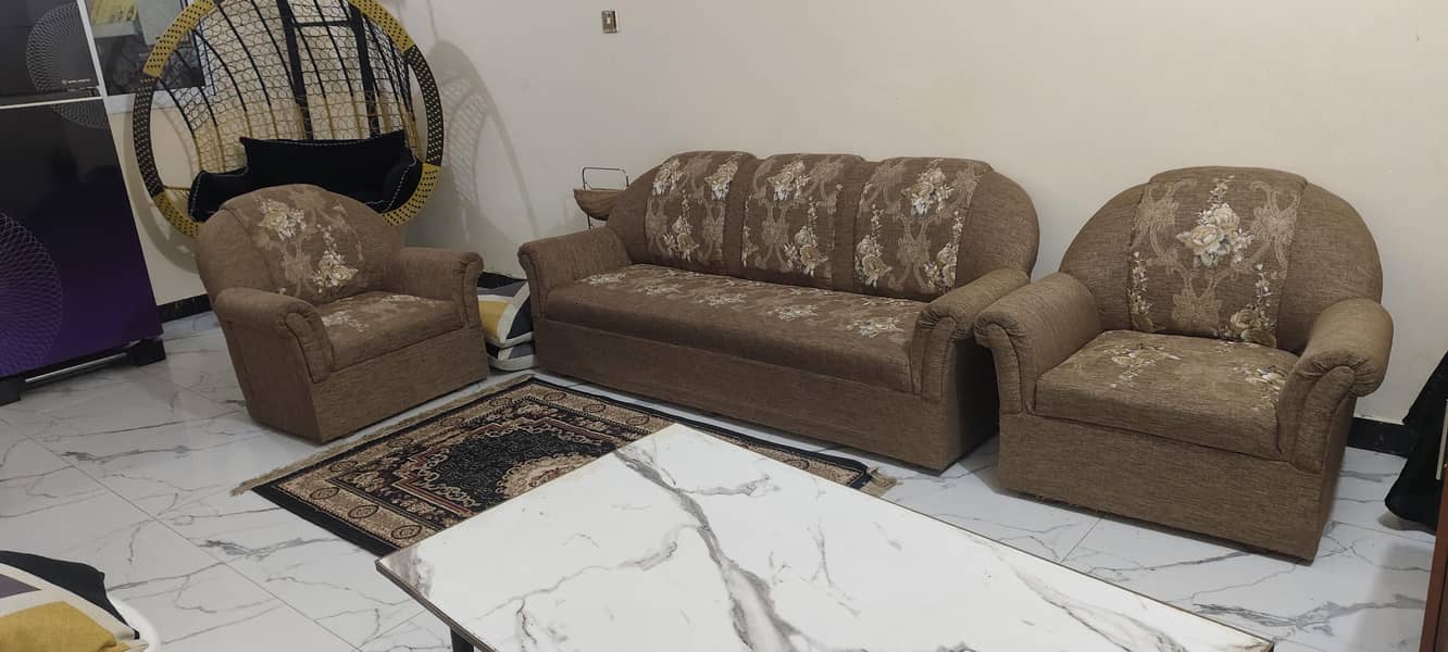 5 seater sofa 0