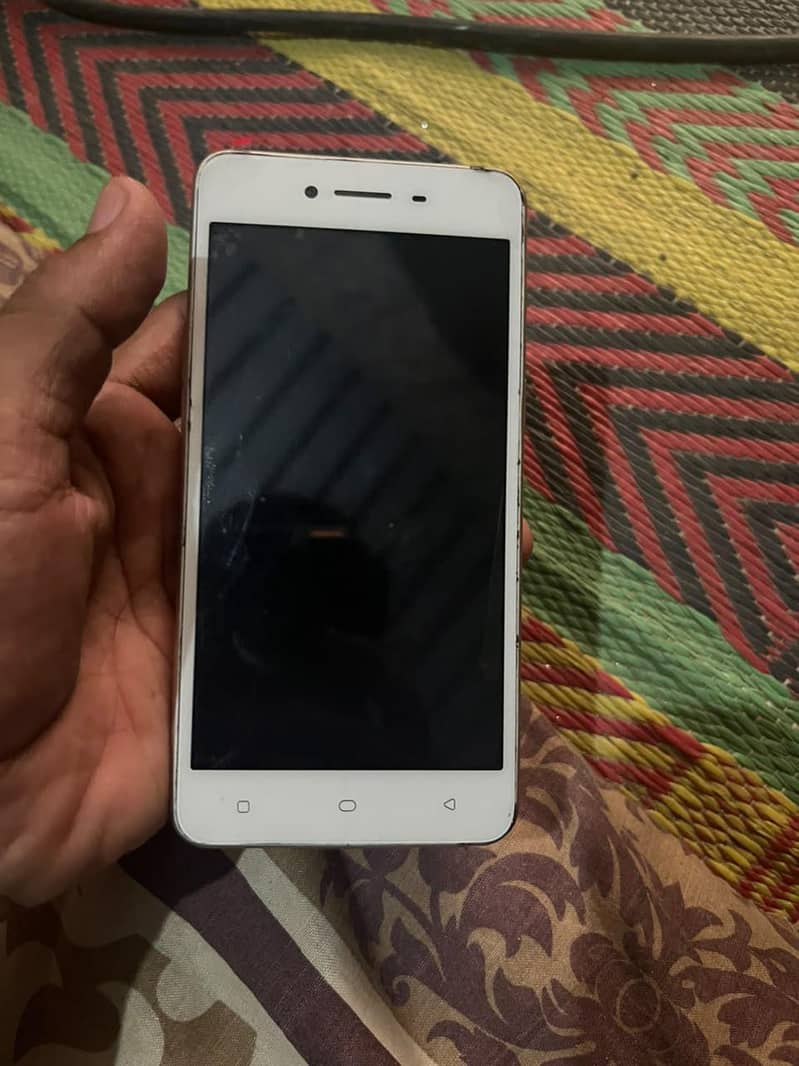 OPPO A37 4
