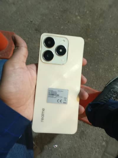 Realme C61