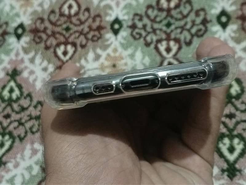 Apple iPhone 11 Pro 0