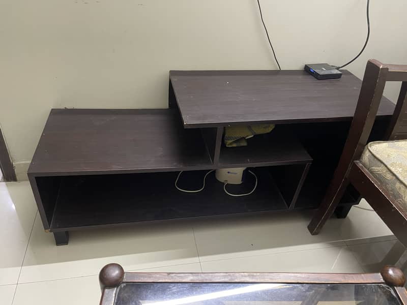 Tv console 0