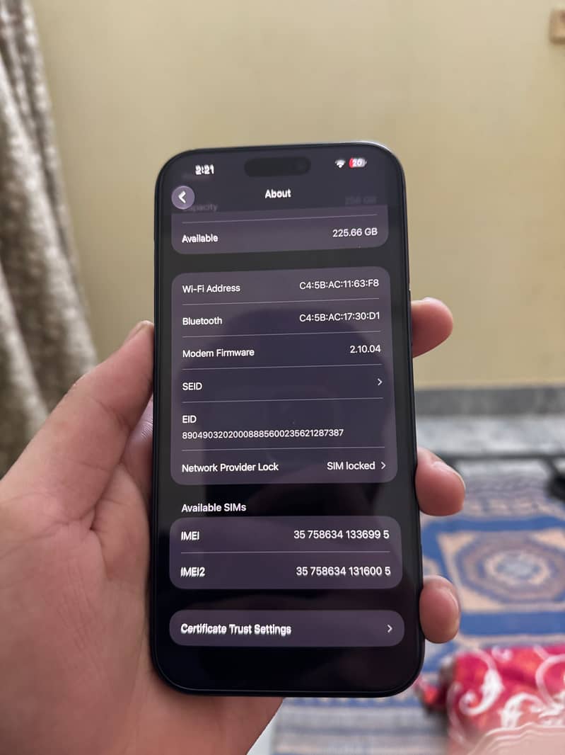 Apple iPhone 17 Pro Max 4