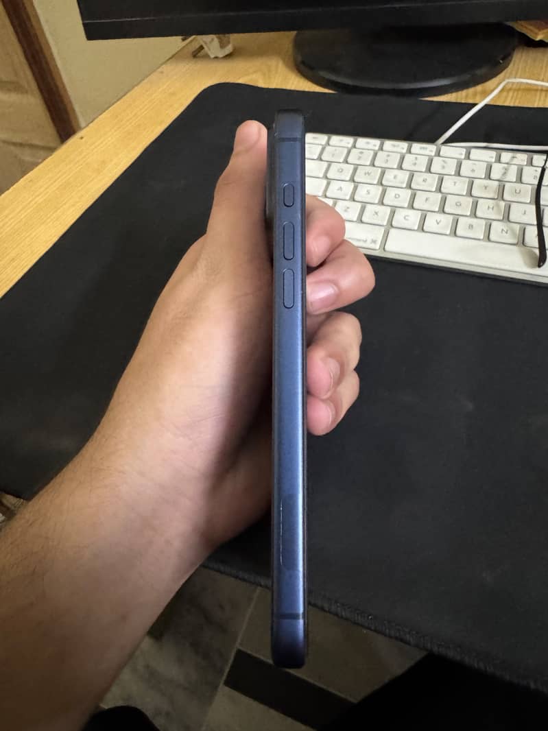 Apple iPhone 17 Pro Max 6