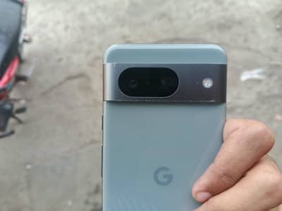 Google Pixel 8
