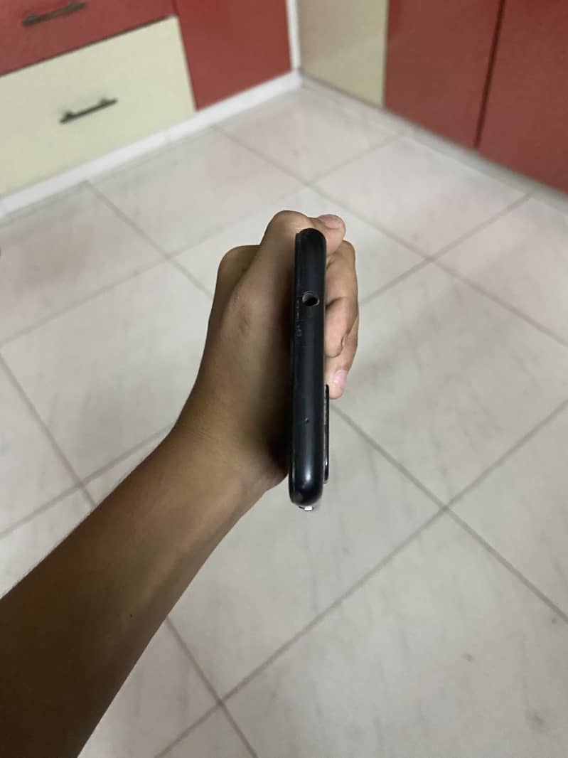 Google Pixel 4a 3