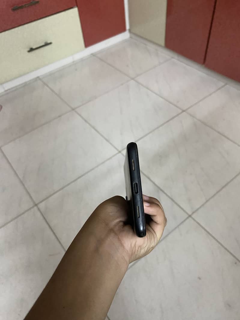Google Pixel 4a 4