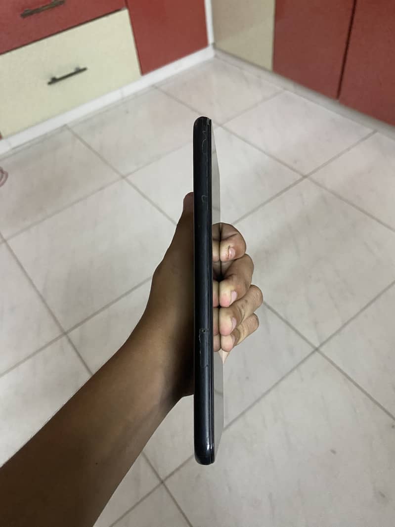 Google Pixel 4a 5