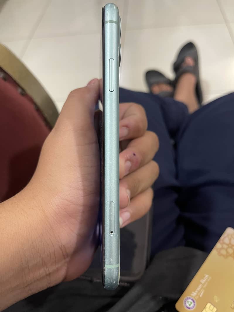 Apple iPhone 11 1