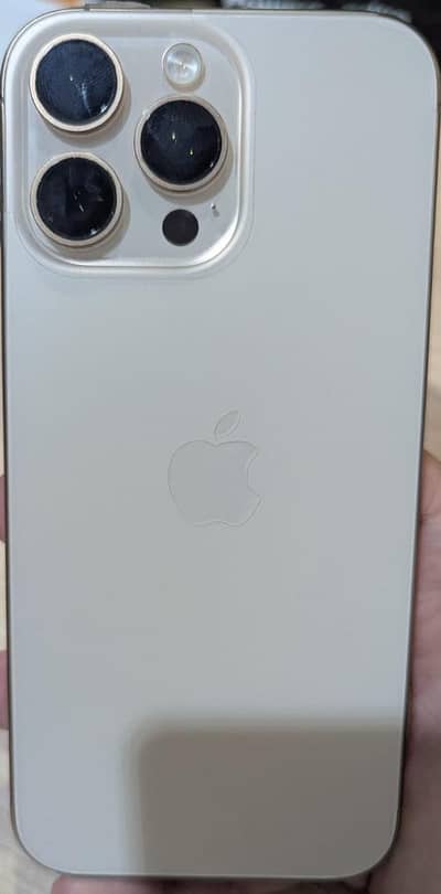 Apple iPhone 16 Pro Max