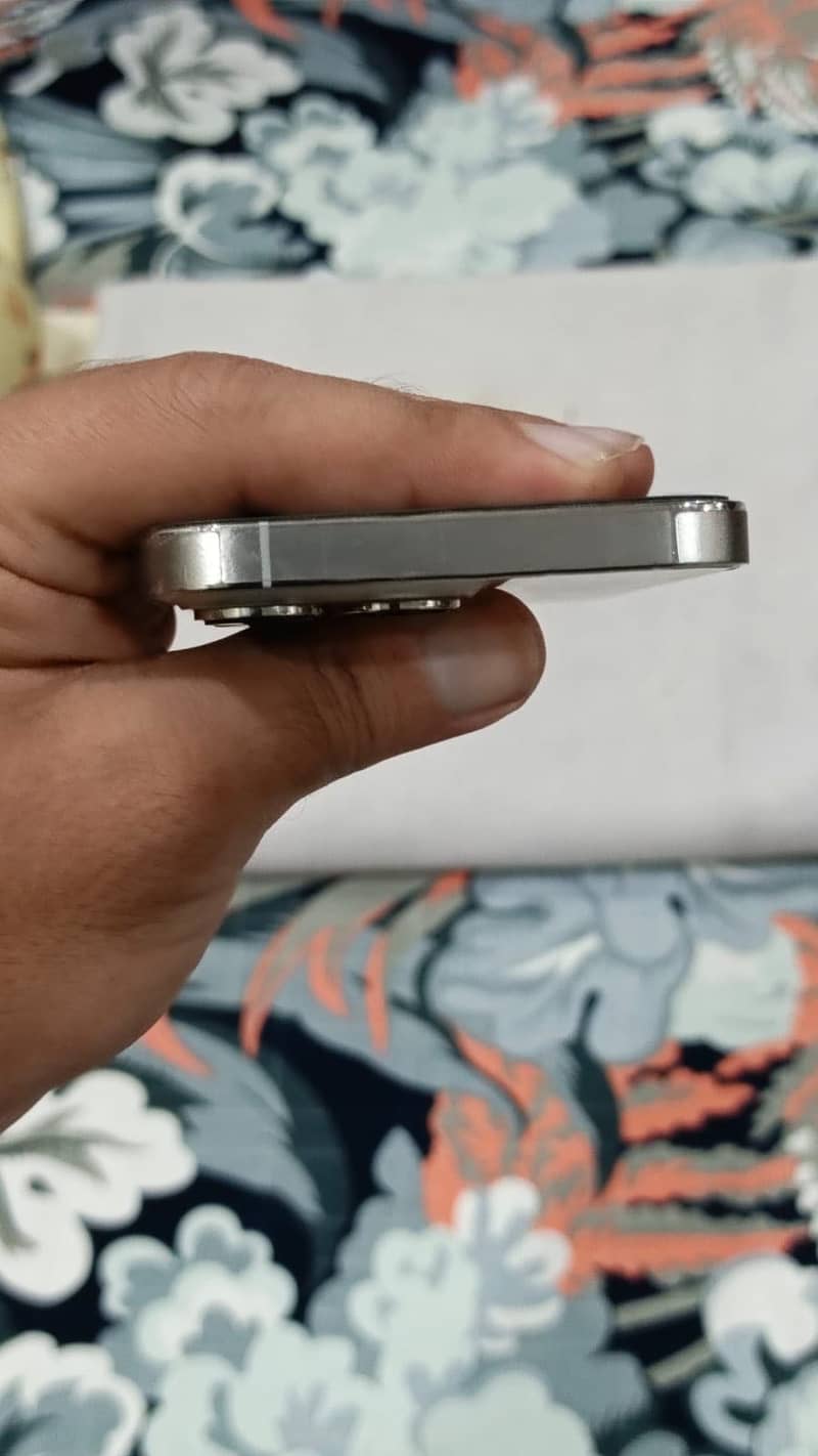 Apple iPhone 13 Pro 5