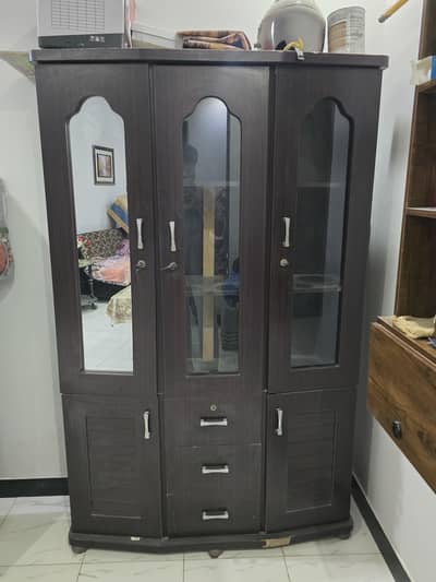 3 door wooden divider wardrobe