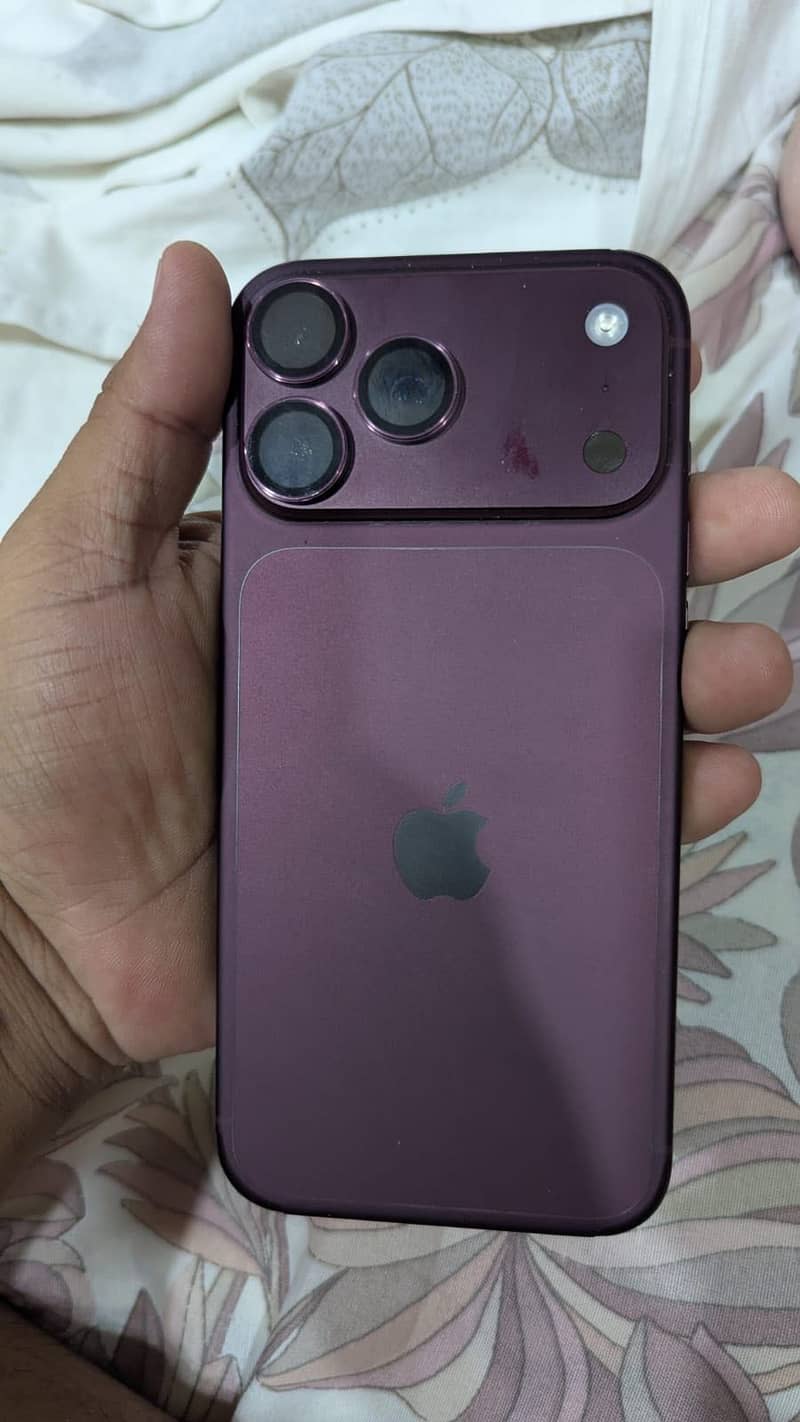Apple iPhone 18 Pro Max 1