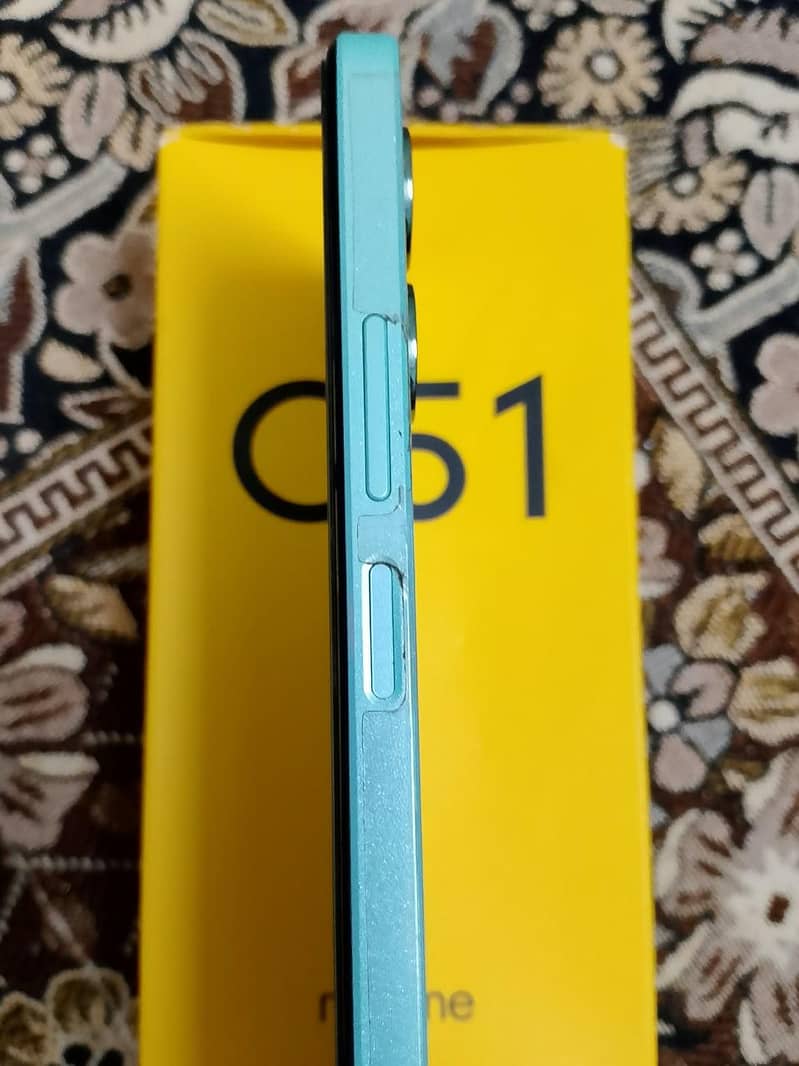 Realme C51 3