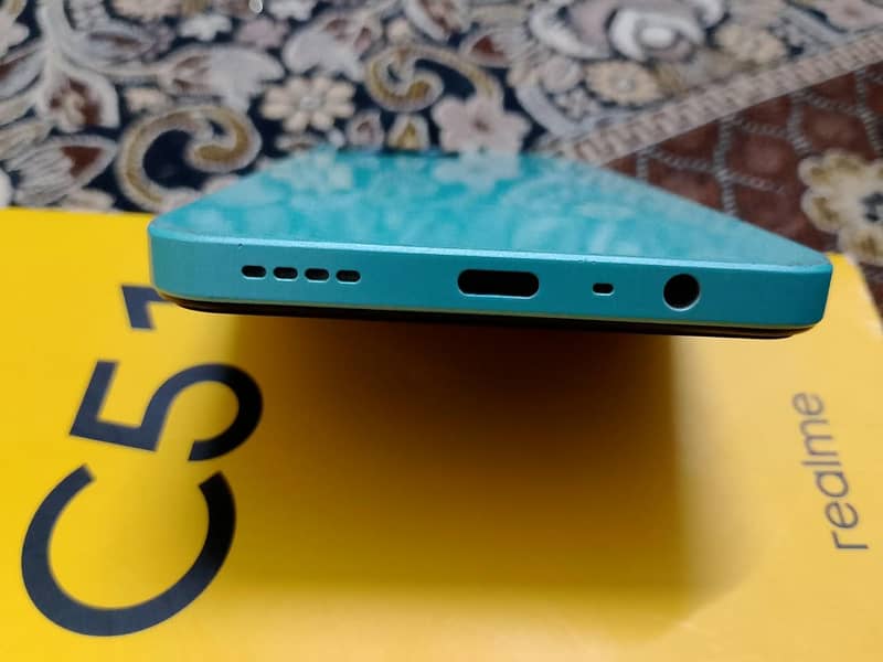 Realme C51 4