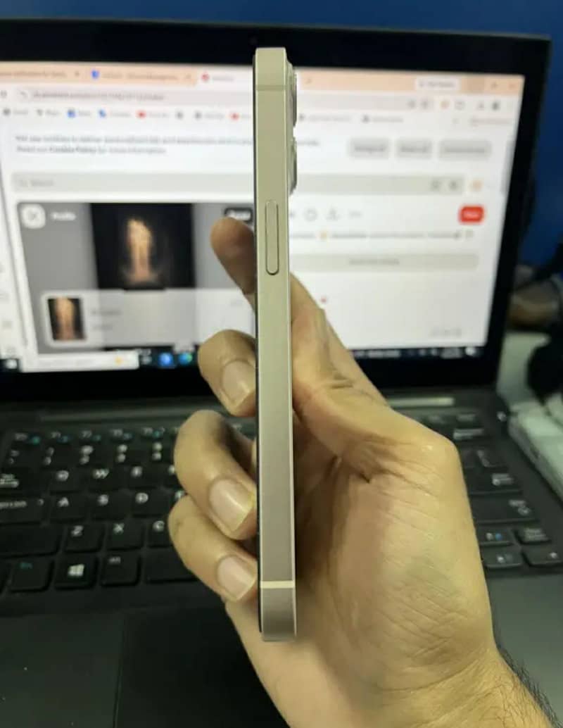 Apple iPhone 13 2