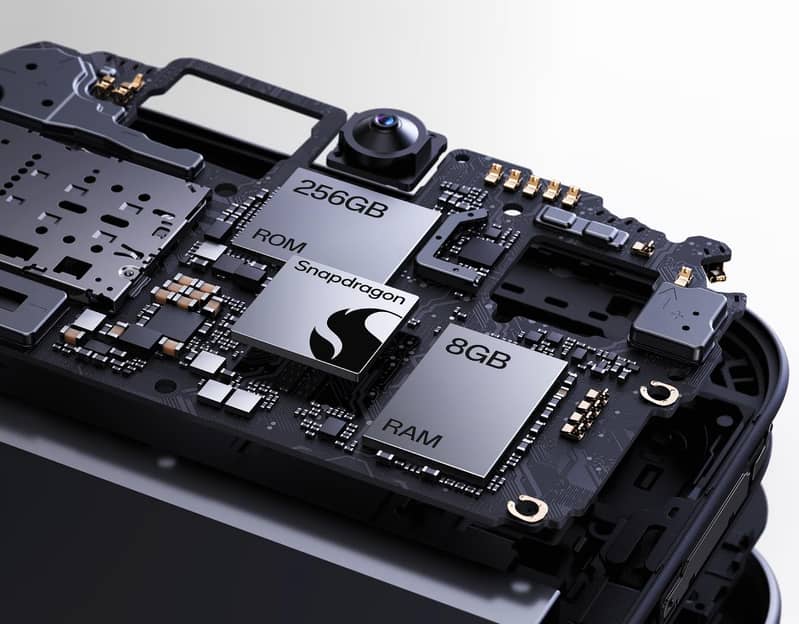 OPPO A6s 4