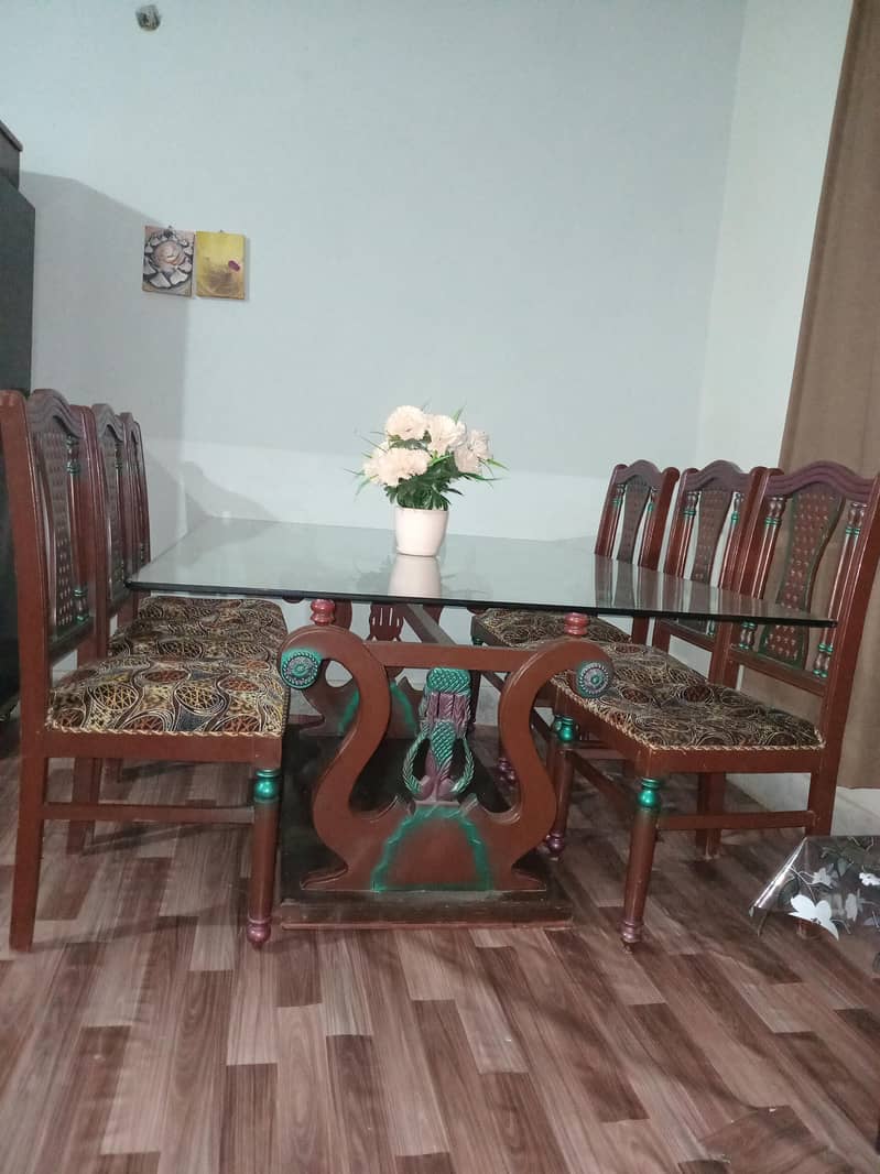 daning table with chairs 0