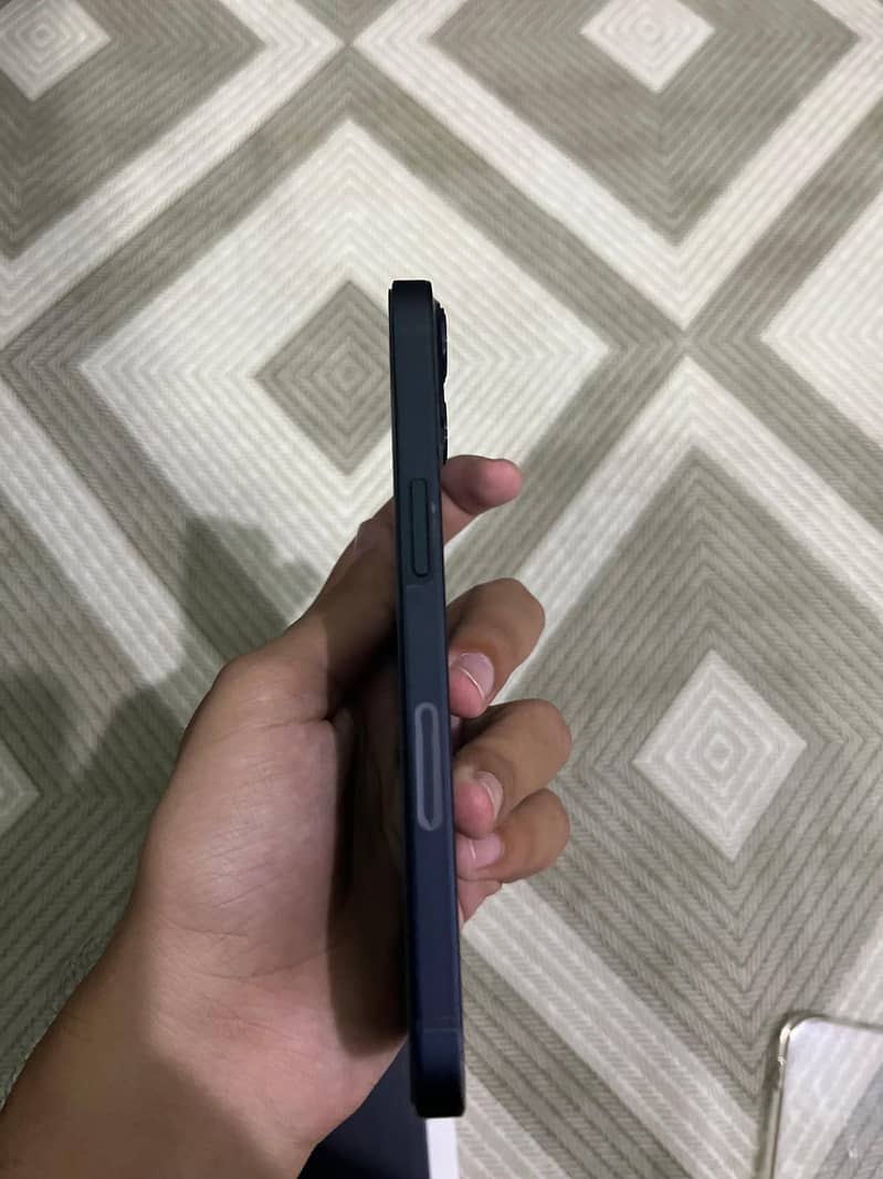 Apple iPhone 13 Jv 2
