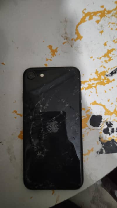 Apple iPhone SE