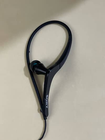 Sony Wired Earphones/Headphones (10 Days Used- Excellent Condition)