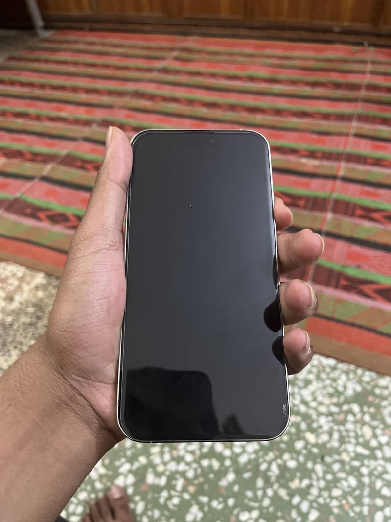 Apple iPhone 14 Pro Max 4