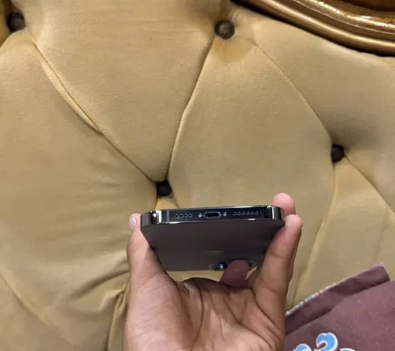 Apple iPhone 13 Pro Max 3