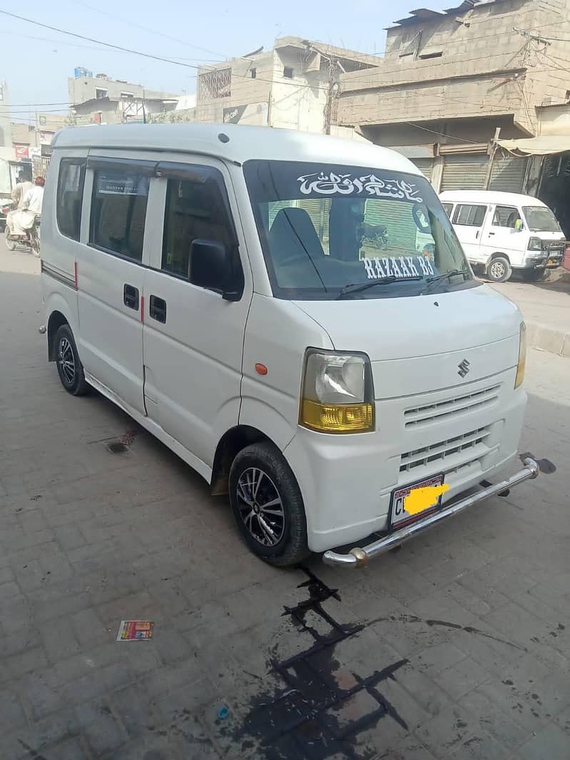 Suzuki Every 2012 1