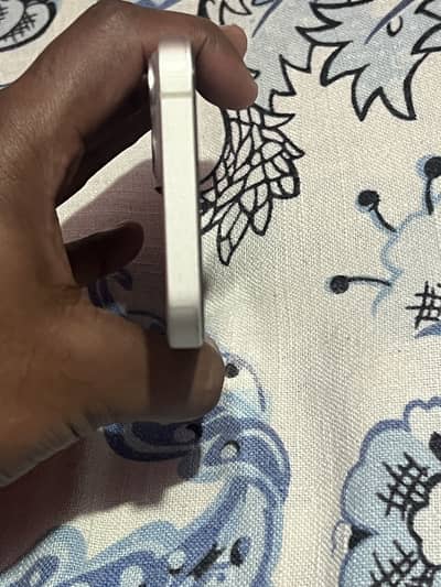Iphone 13 (256) gb pta approved
