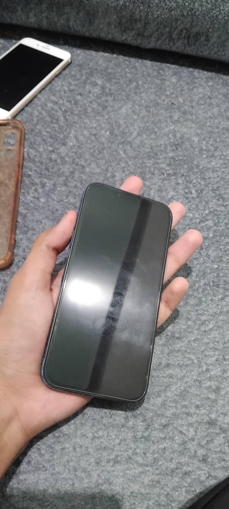 Apple iPhone 13 2