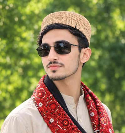 Rustam Muavia 