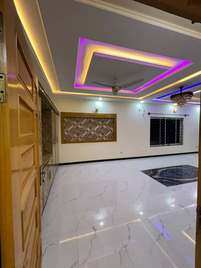 G13 Islamabad 1 kanal Brand New House For Rent