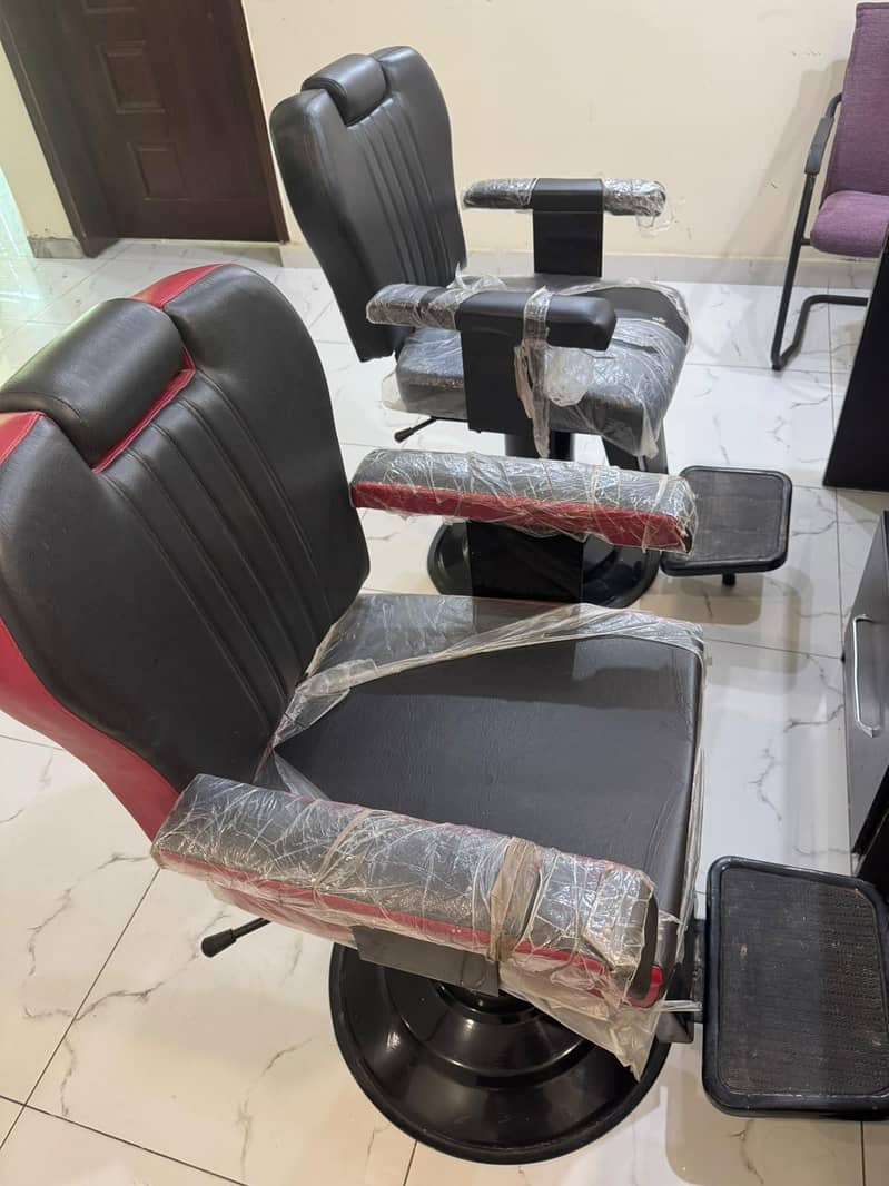 Cutting chair professionals 3