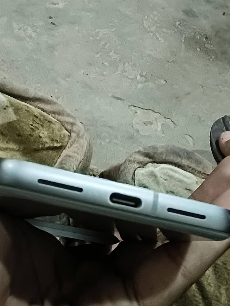 Google Pixel 8 1