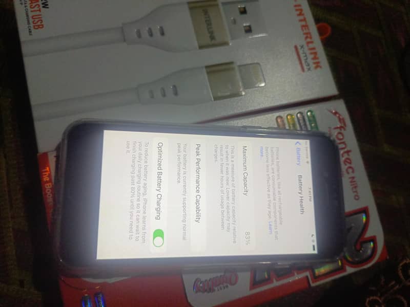 Apple iPhone 7 4