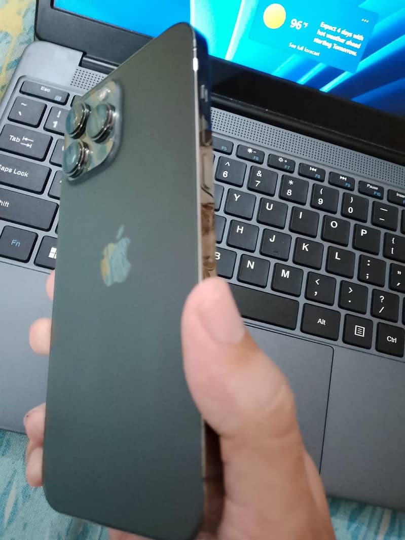 Apple iPhone 13 Pro Max 7