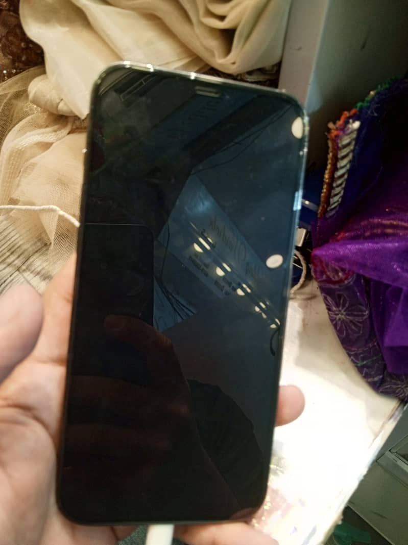 iphone 12 pro max 3