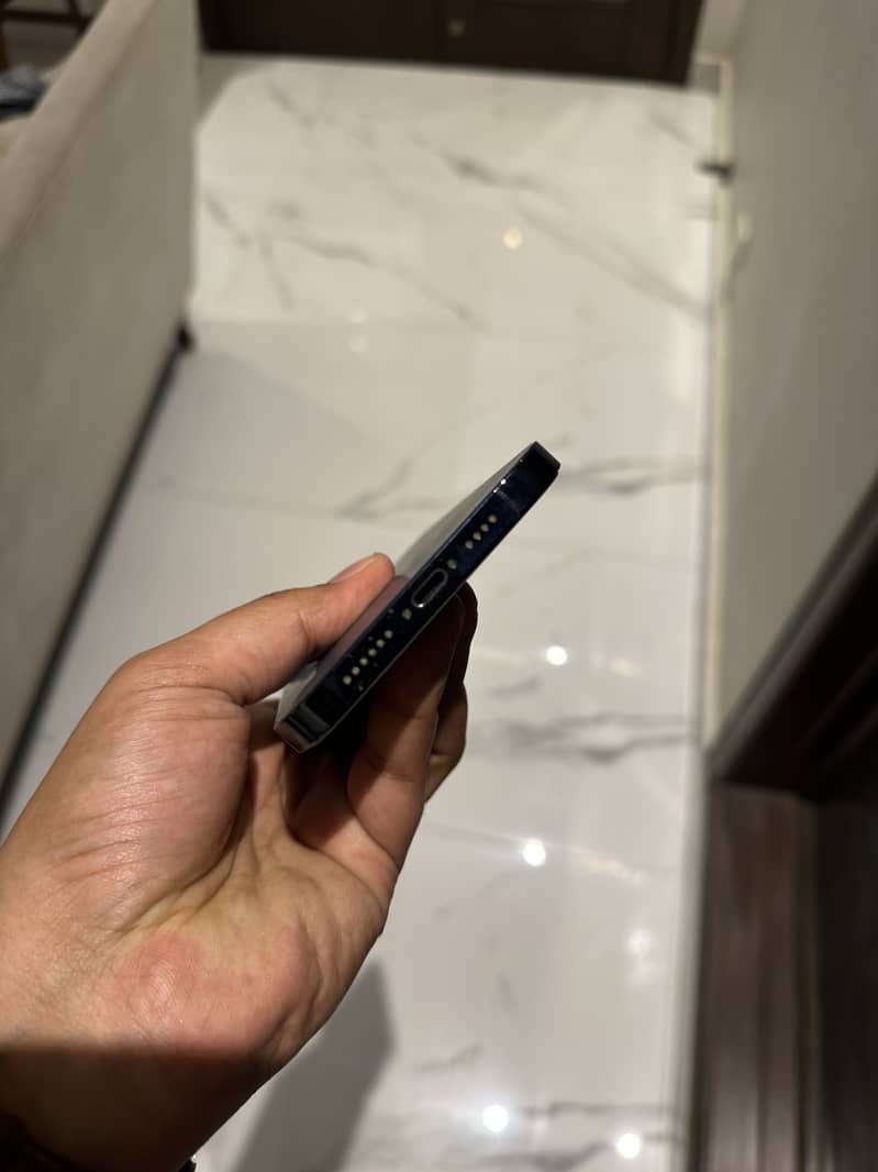 Apple iPhone 12 Pro Max 6