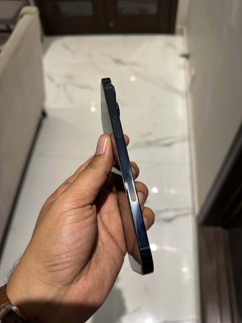 Apple iPhone 12 Pro Max 7