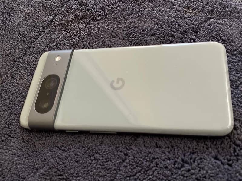 Google Pixel 8 3